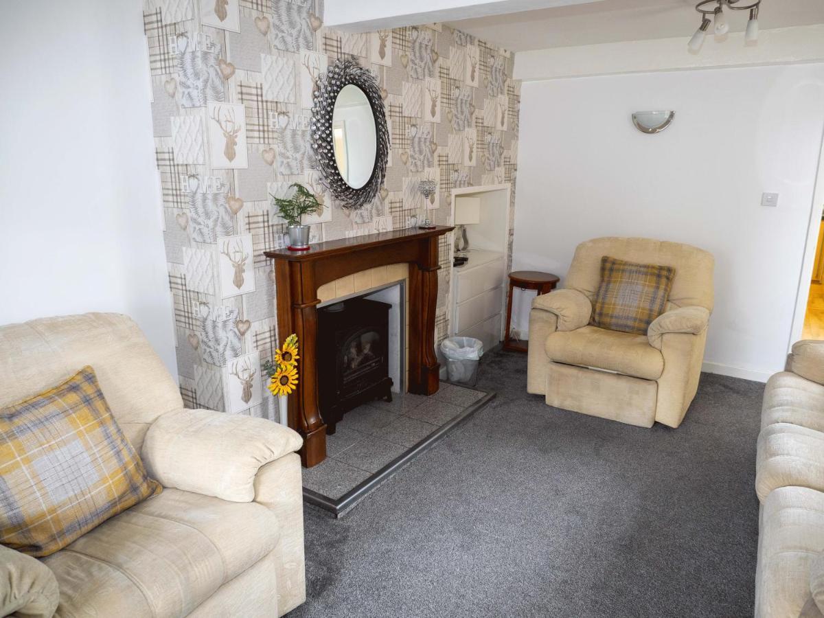 Villa 8 Heatons Bridge Road Ormskirk Exterior foto